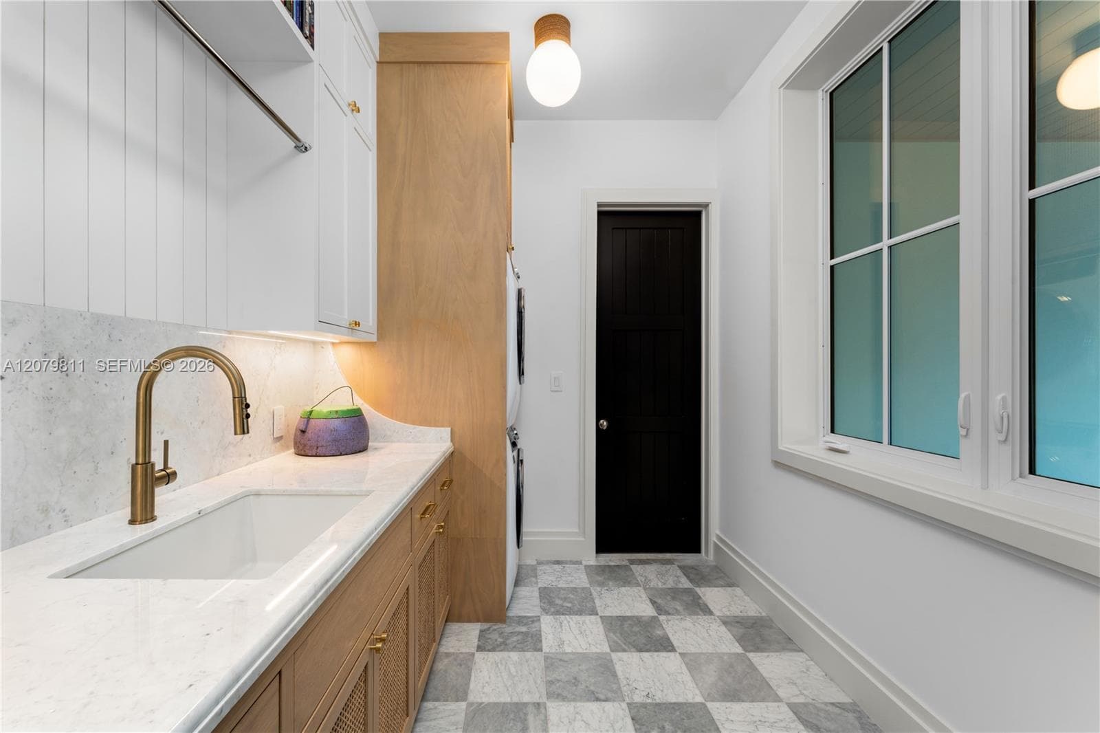 544 Warren Ln photo 22
