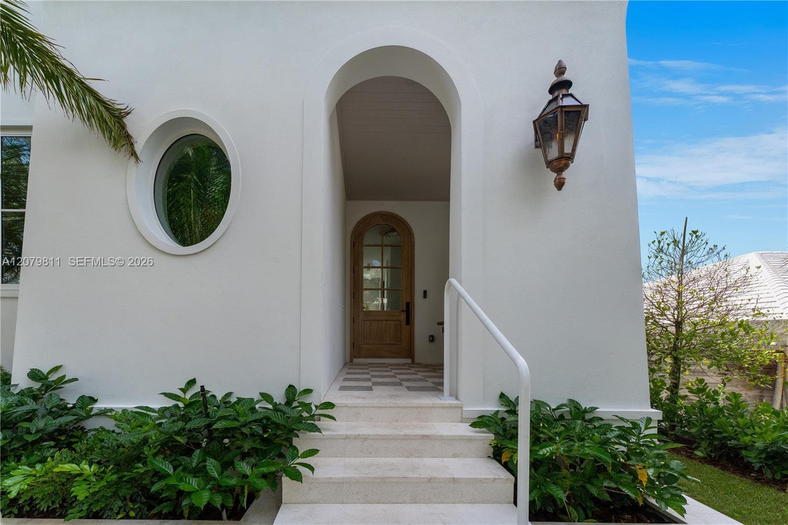 544 Warren Ln photo 7