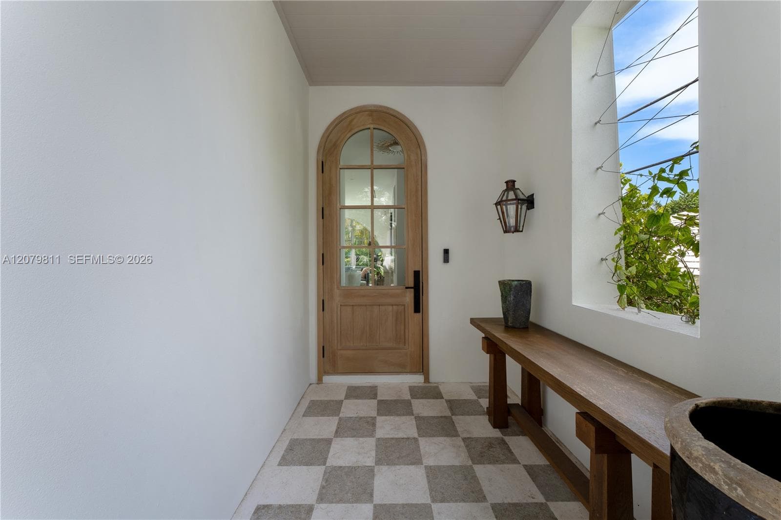 544 Warren Ln photo 8