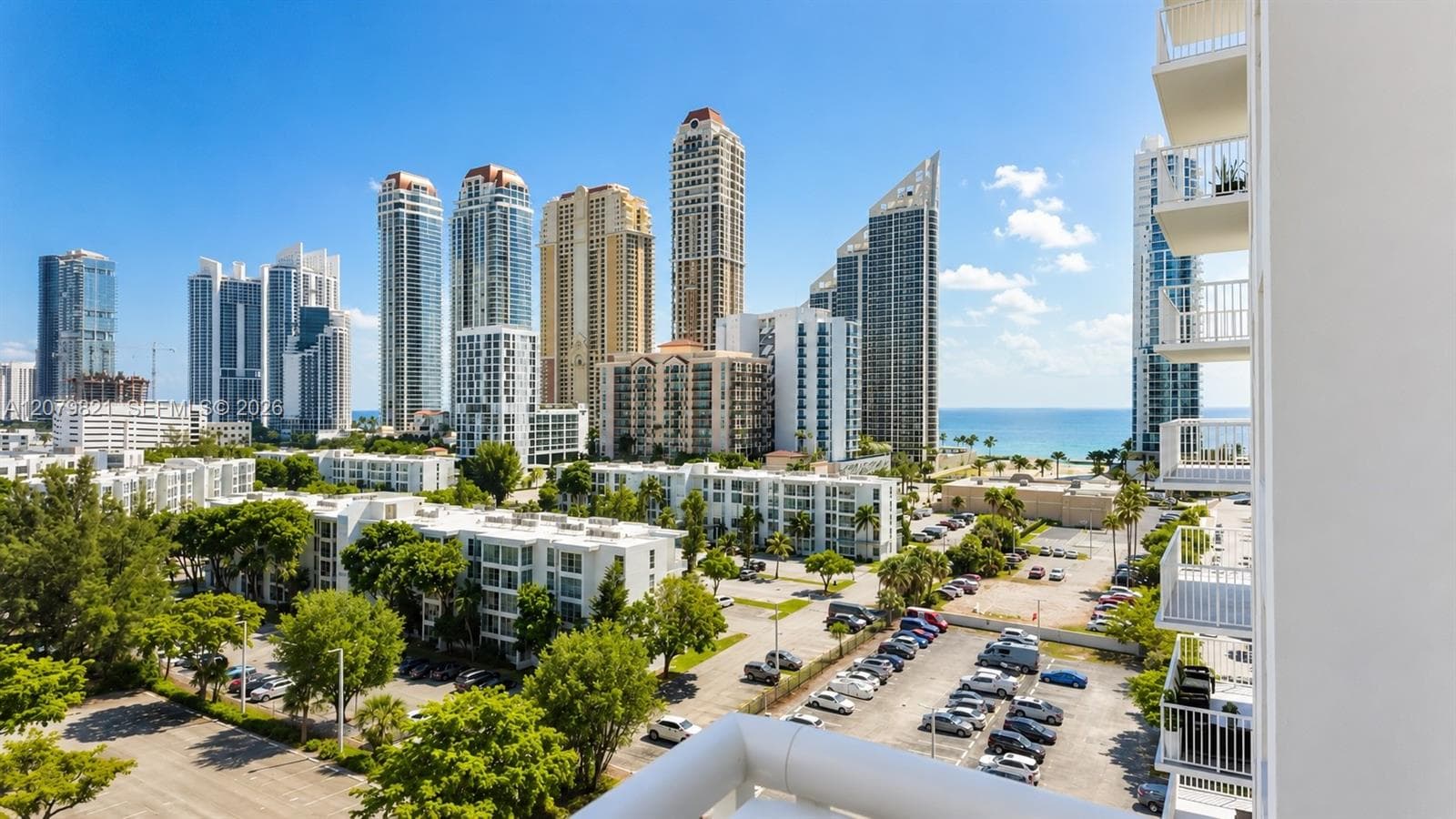 WINSTON 400 · #1215 in Sunny Isles Beach - Photo 12