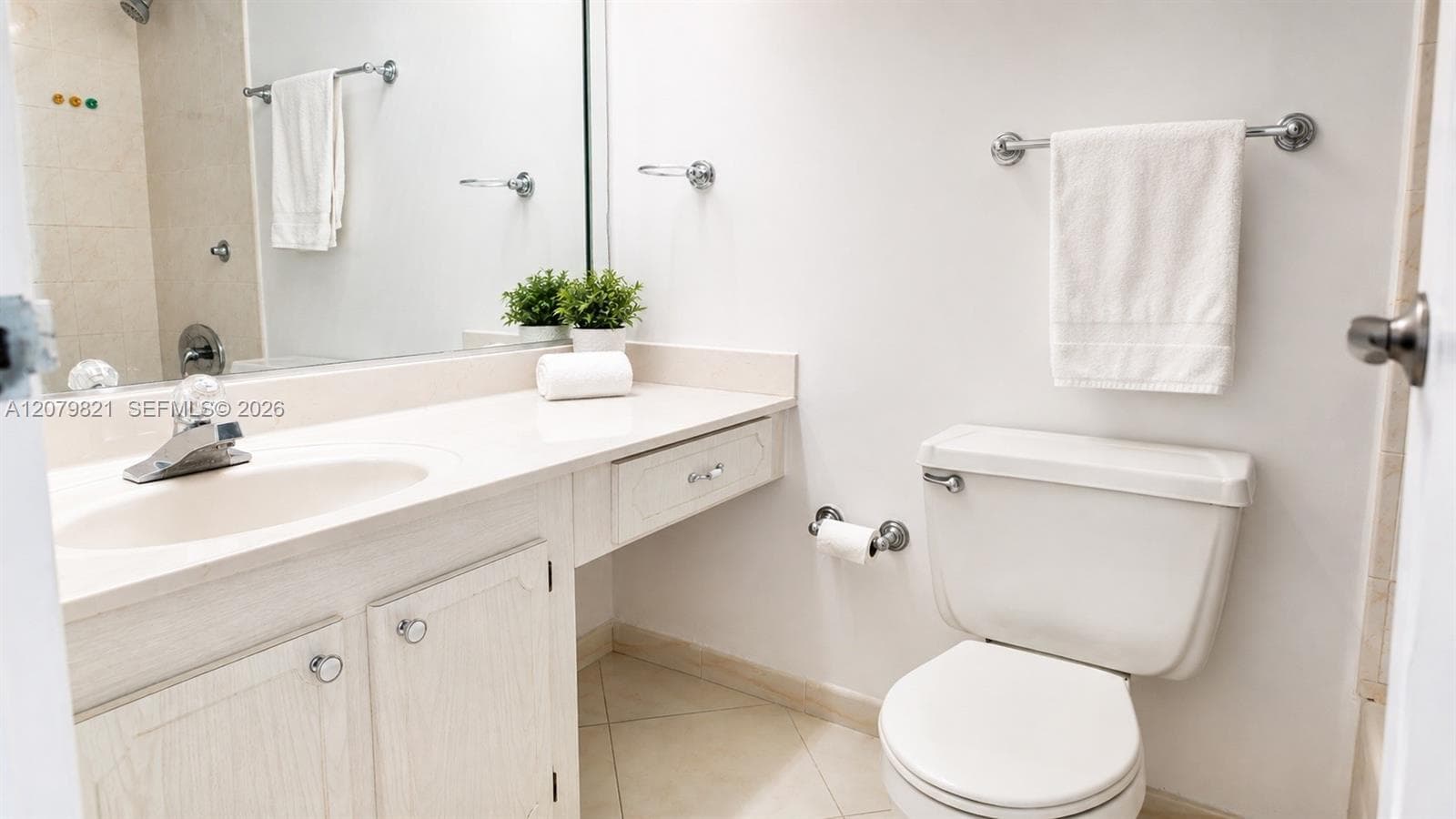 WINSTON 400 · #1215 in Sunny Isles Beach - Photo 10
