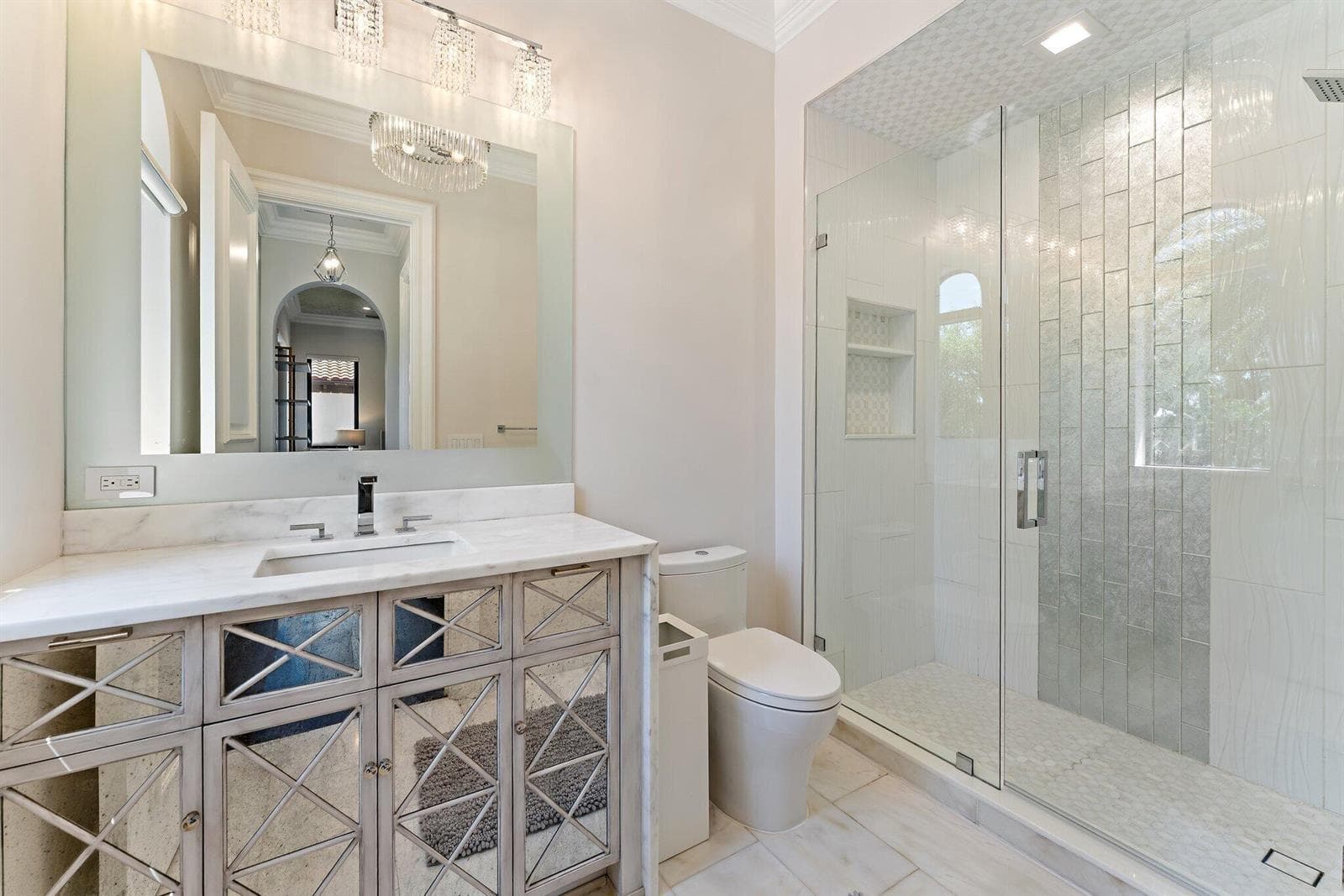 2nd FL Guest Bath