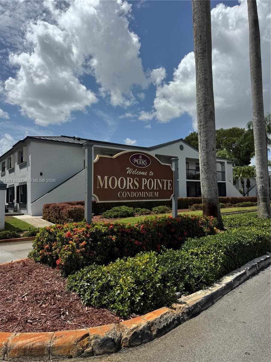 Moors Pointe Condo · #2-17 in Miami - Photo 17