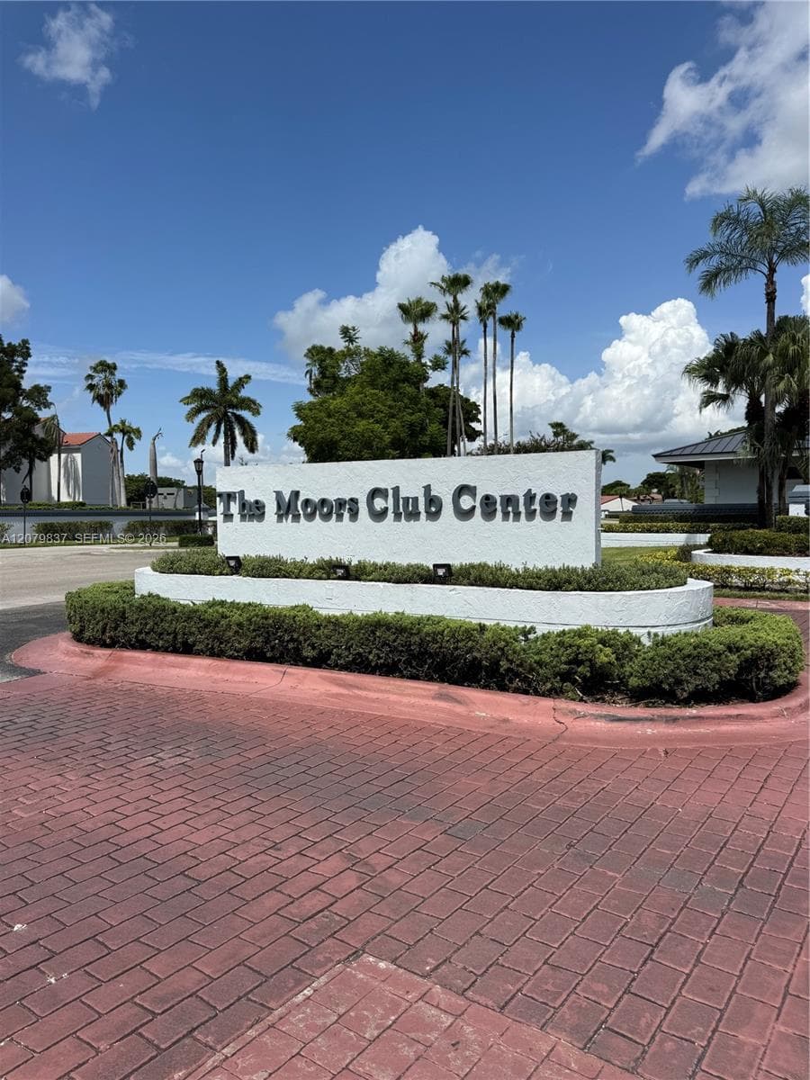 Moors Pointe Condo · #2-17 in Miami - Photo 18