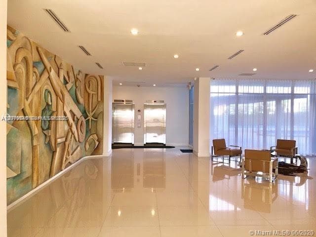 Ocean Park Condominium · #205 in Miami Beach - Photo 33