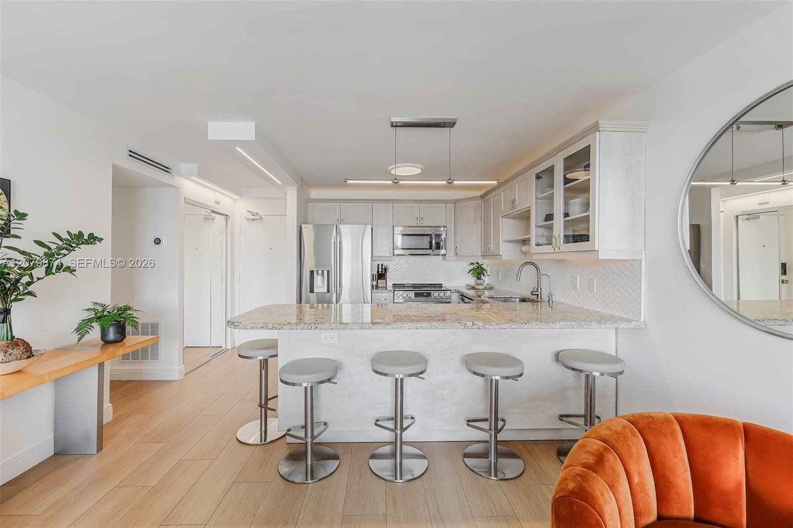 Presidential Condominium · #903 in Miami Beach - Photo 7