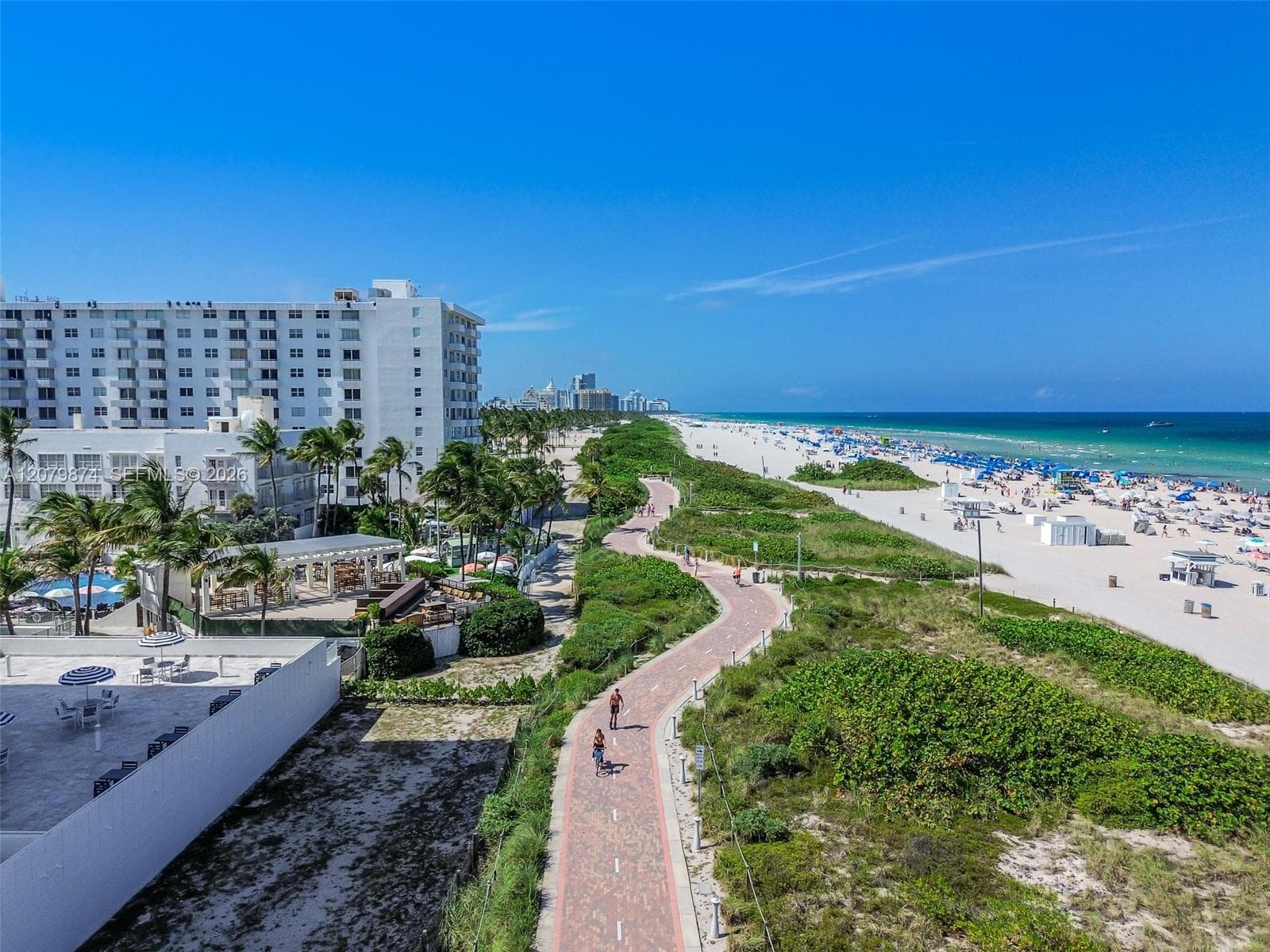 Presidential Condominium · #903 in Miami Beach - Photo 30