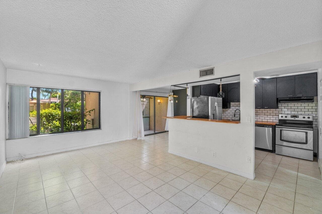 004-1149Northwest13thStreet-BocaRaton-FL