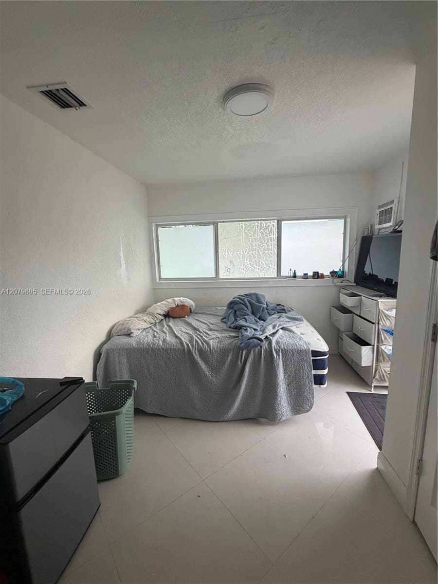 10411 SW 51st St photo 33