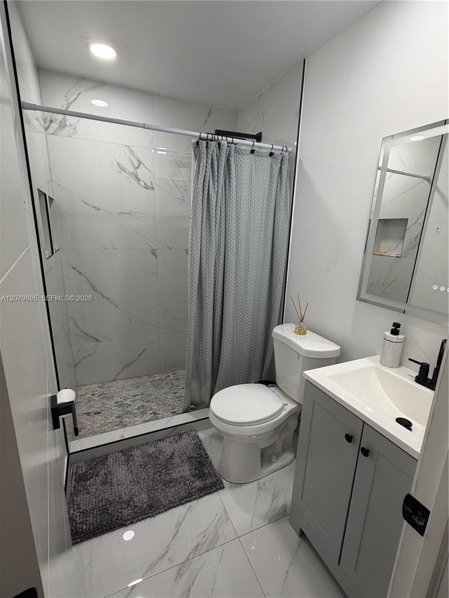 10411 SW 51st St photo 38