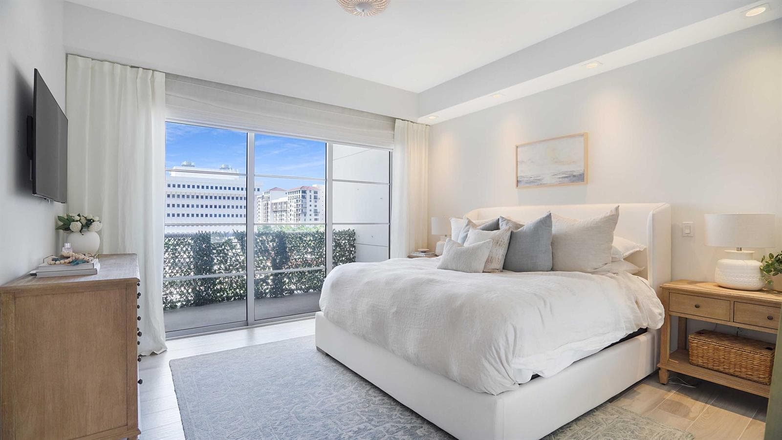 601 Boca Raton | Primary Suite