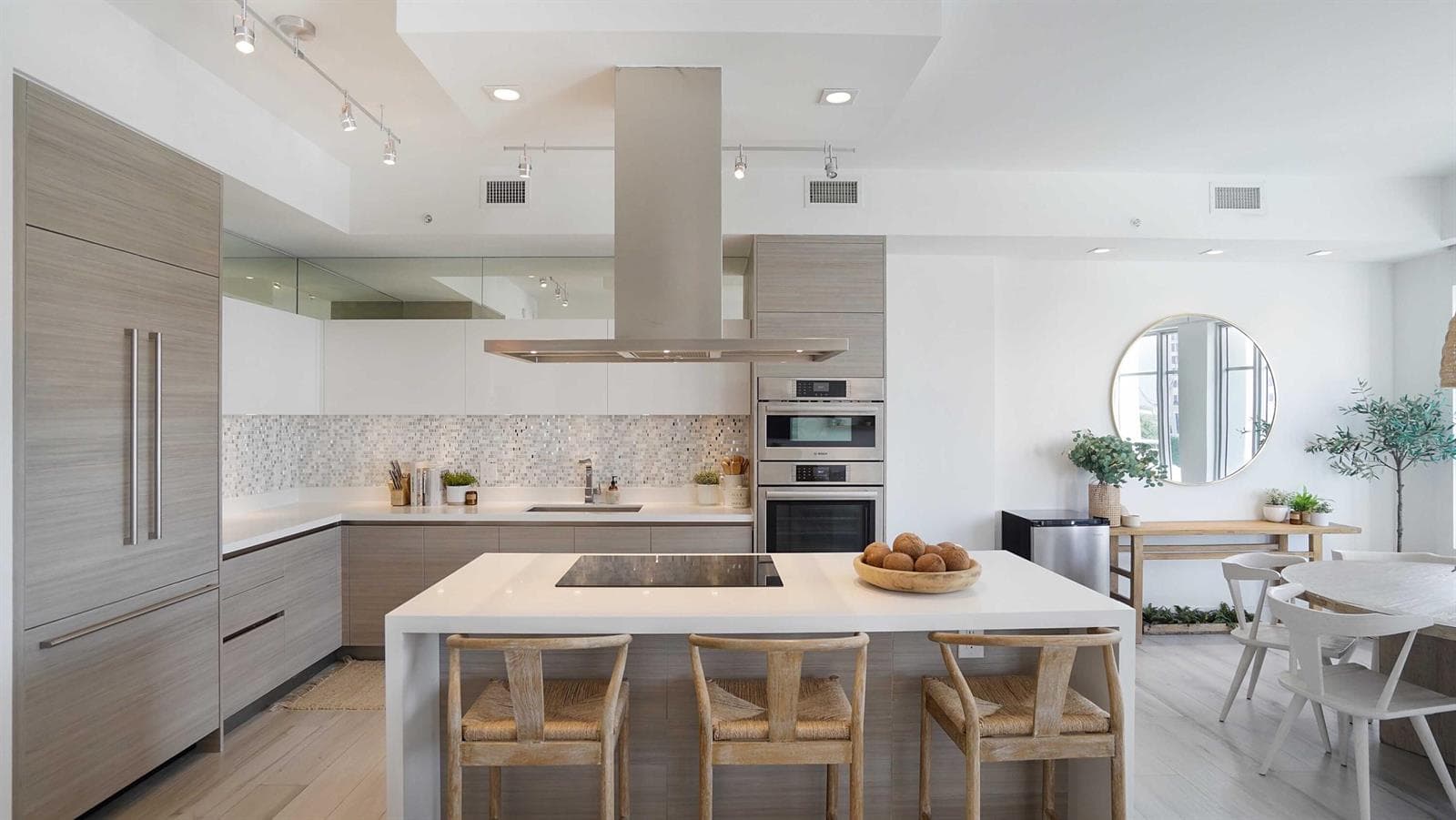601 Boca Raton | Kitchen
