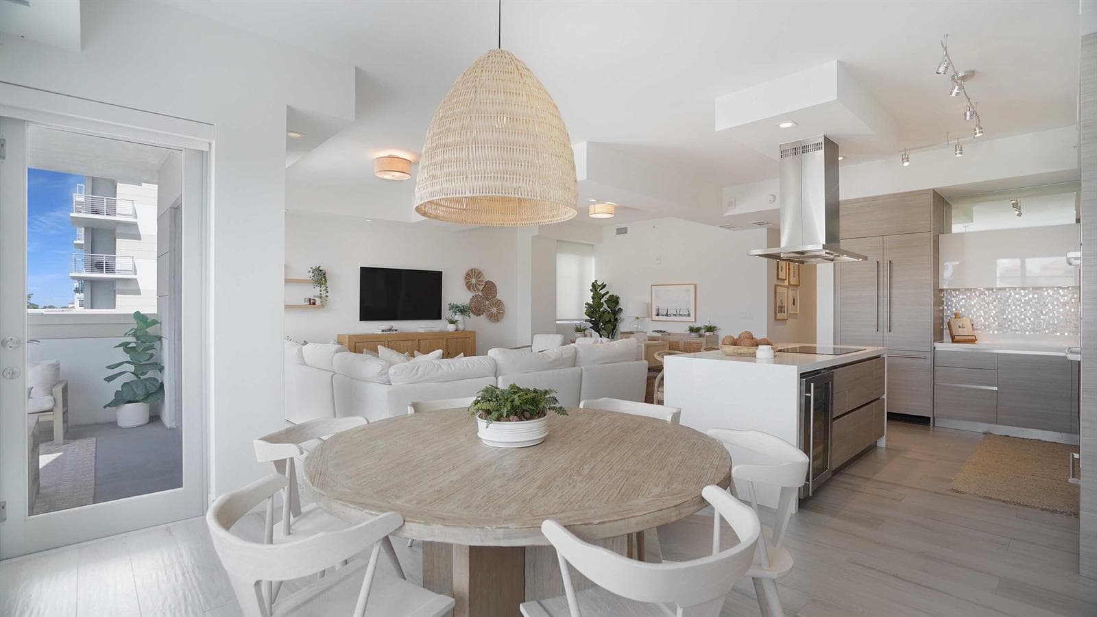 601 Boca Raton | Kitchen
