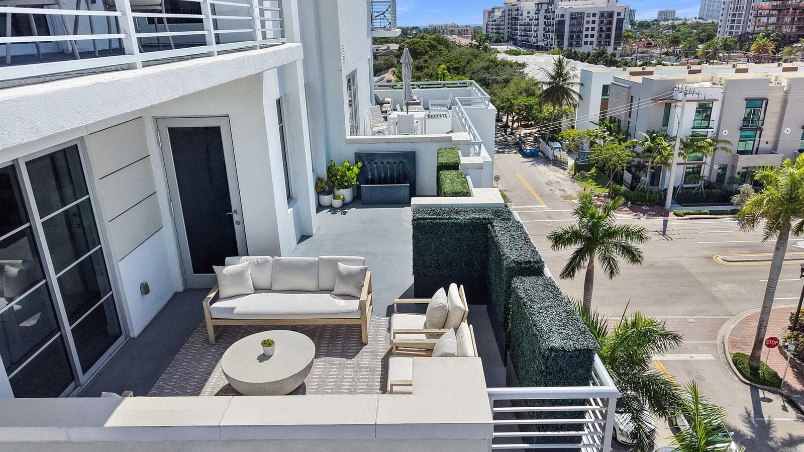 601 Boca Raton | Outdoor Living