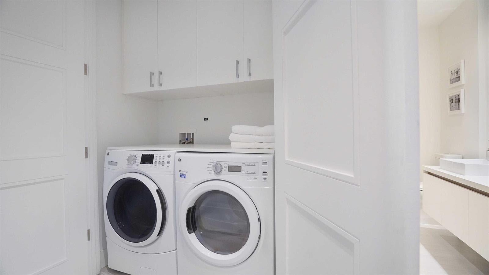 601 Boca Raton |Laundry