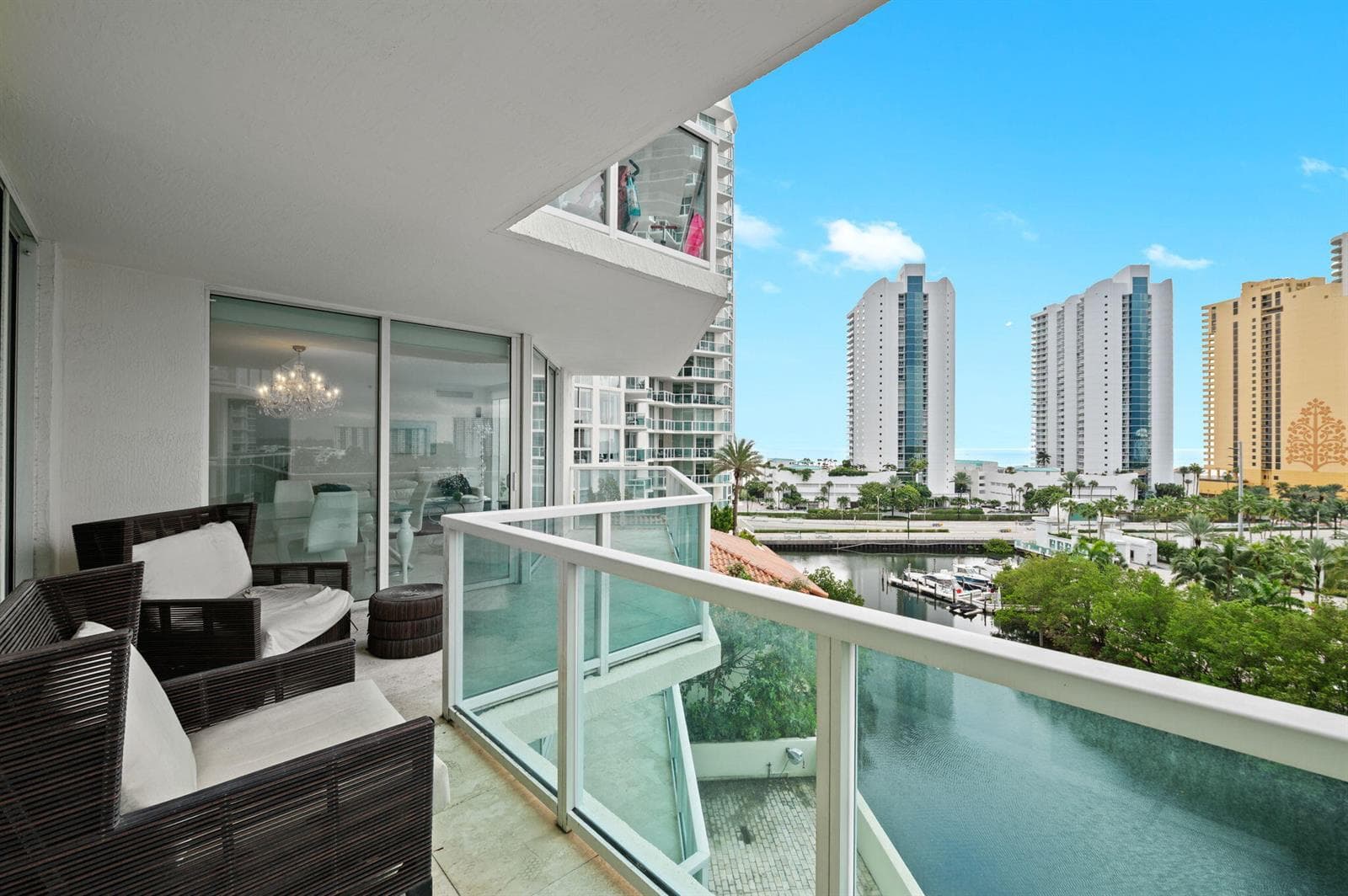 2-web-or-mls-200-sunny-isles-blvd-806