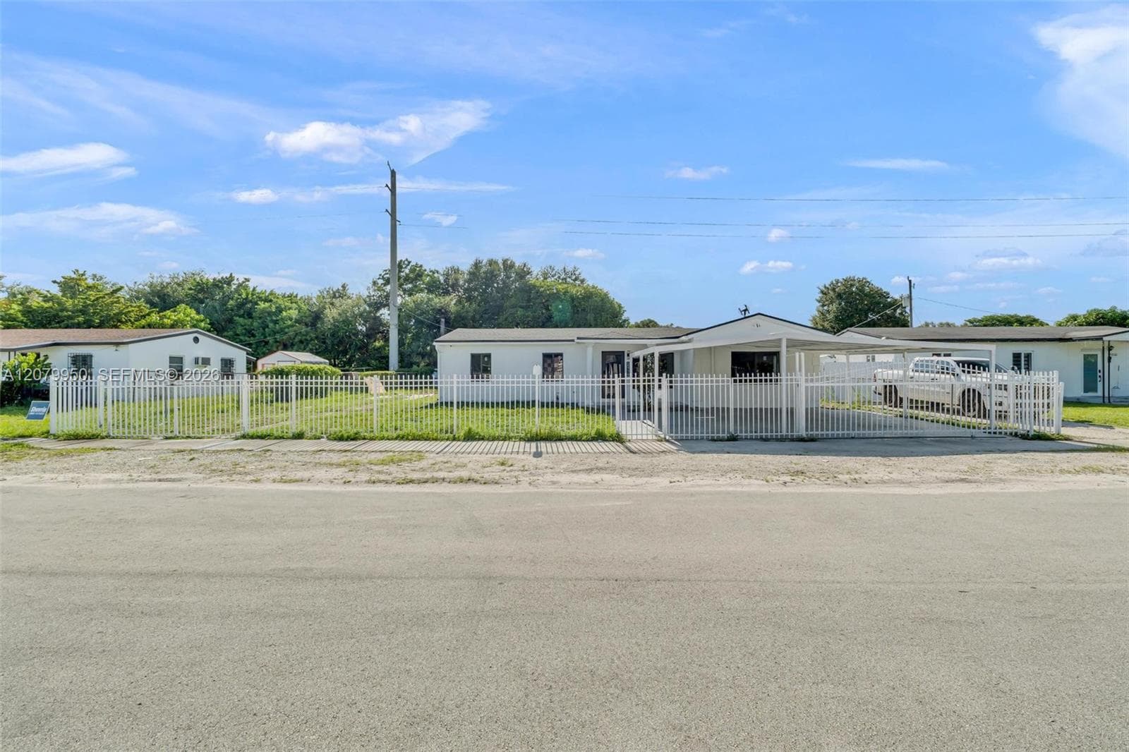 15770 NW 18th Pl photo 2