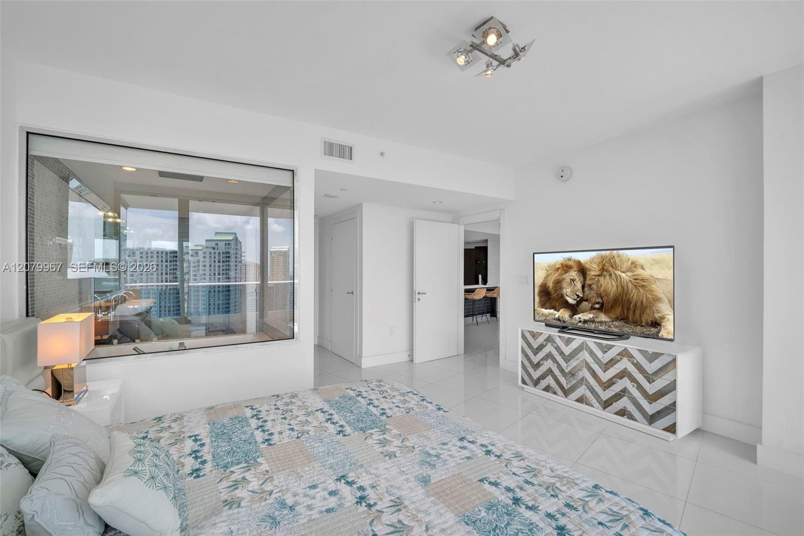 Epic · #3703 in Miami - Photo 24
