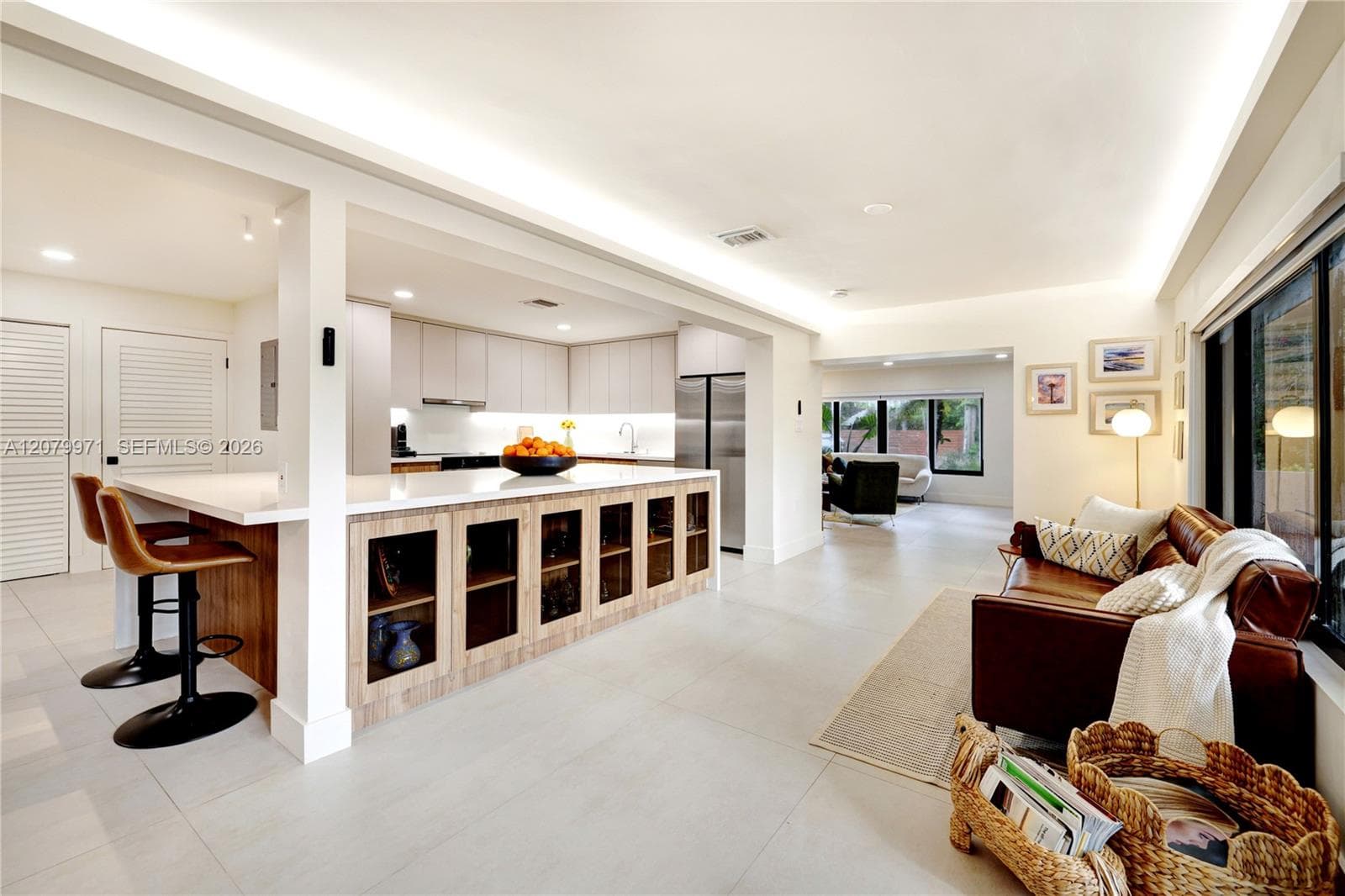 220 NE 105th St photo 8