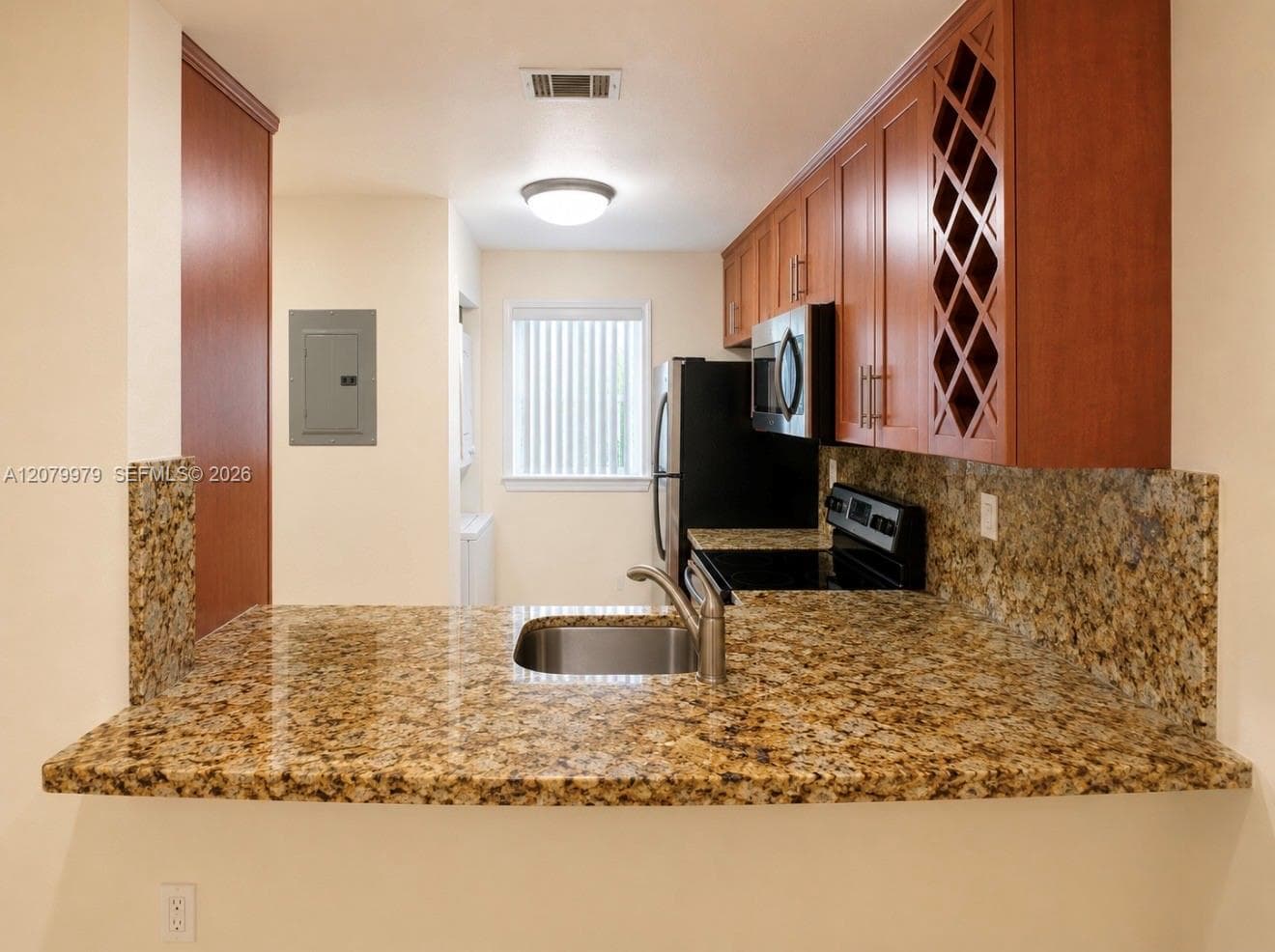 7980 NW 10th St #38I photo 4