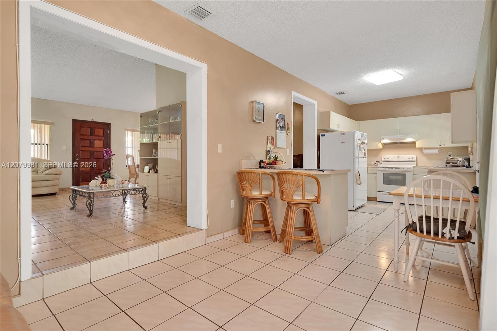 4051 NW 5th St photo 17
