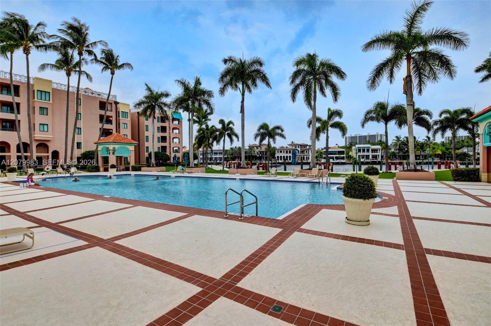 MIZNER COURT CONDO · #PH20 in Boca Raton - Photo 27