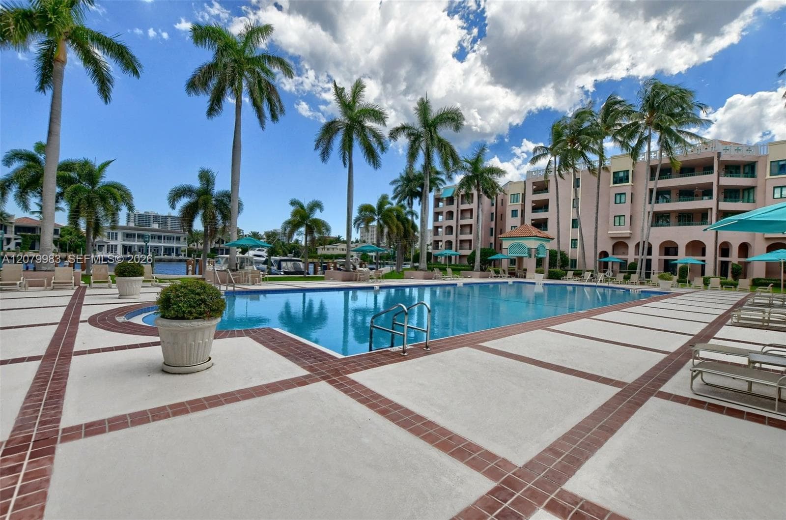 MIZNER COURT CONDO · #PH20 in Boca Raton - Photo 34