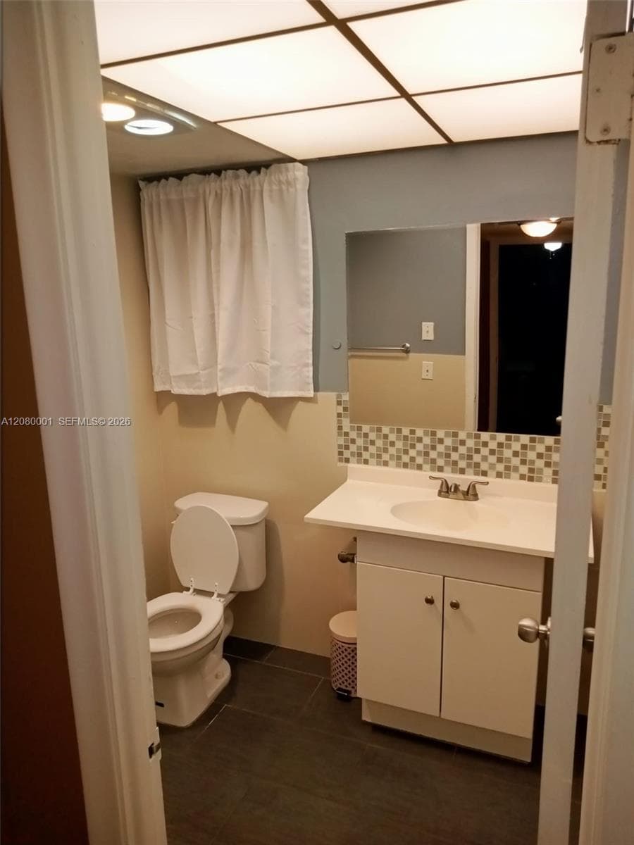 Meadowbrook Towers · #604 in Hallandale Beach - Photo 14