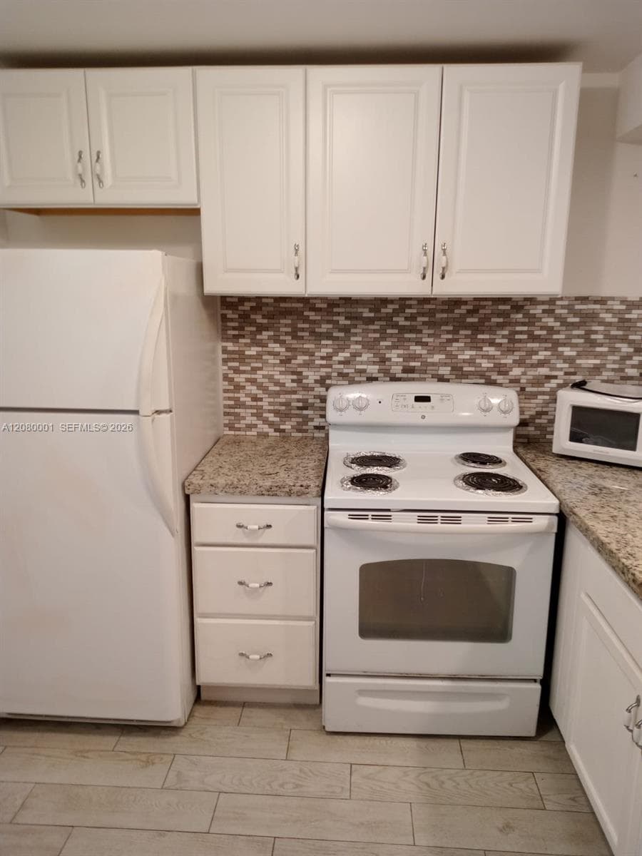 Meadowbrook Towers · #604 in Hallandale Beach - Photo 8