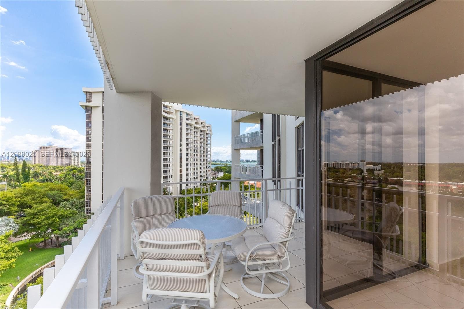 TOWERS OF QUAYSIDE CONDO · #1103 in Miami - Photo 30