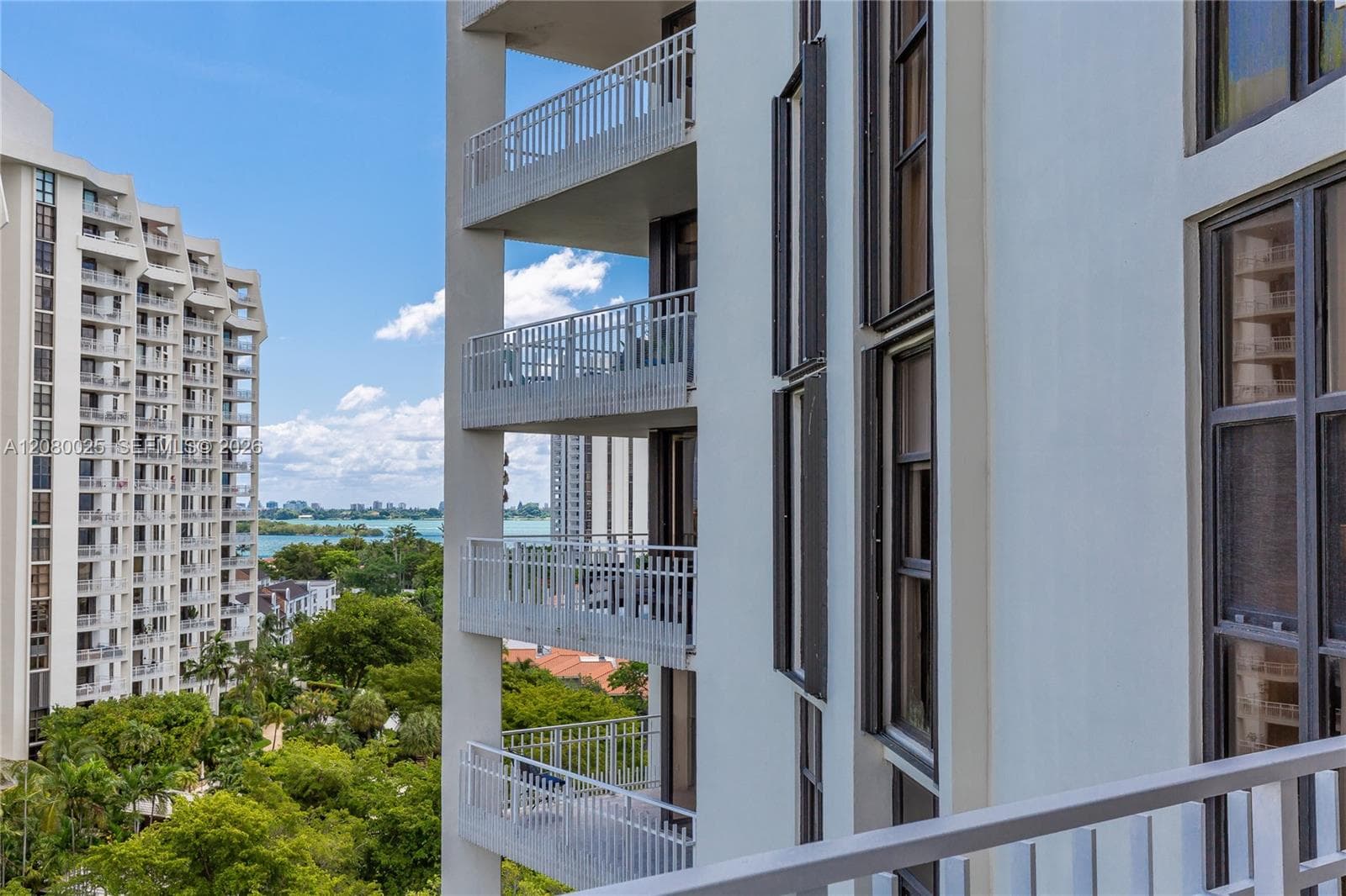 TOWERS OF QUAYSIDE CONDO · #1103 in Miami - Photo 29