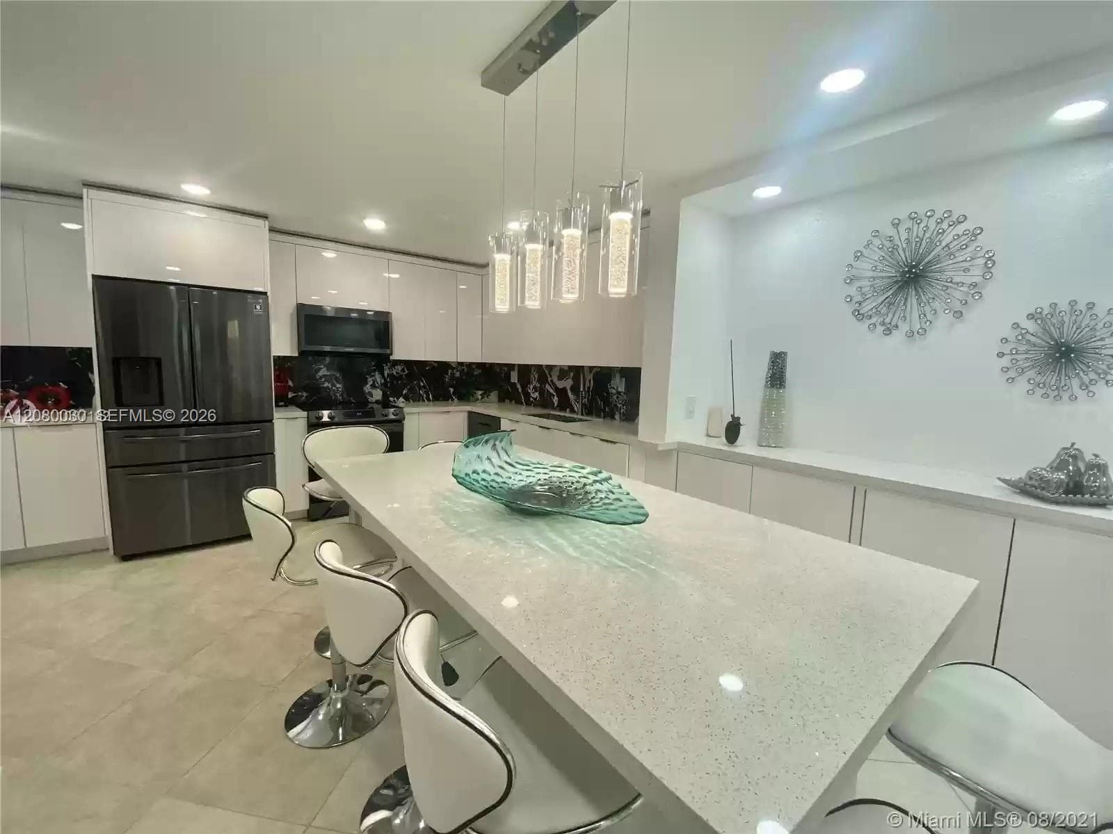 Sovereigns Condo · #2H in Miami - Photo 17
