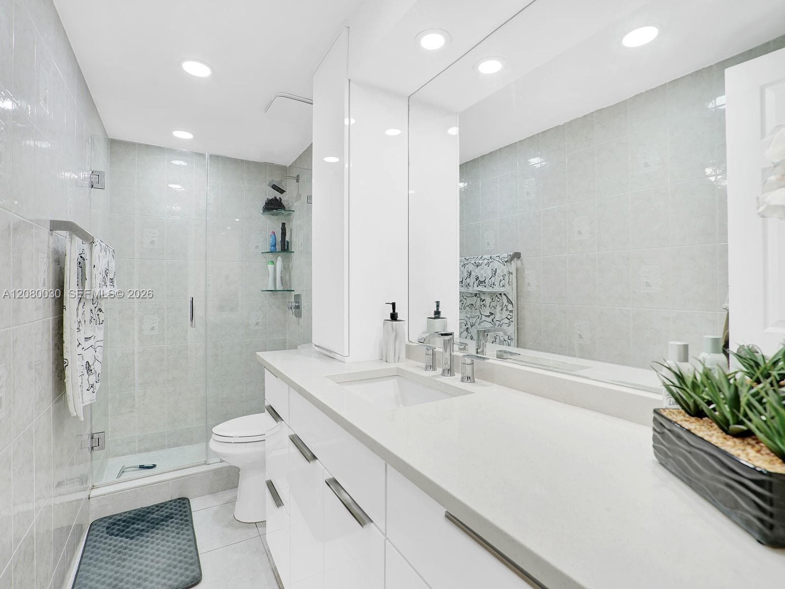 Sovereigns Condo · #2H in Miami - Photo 10
