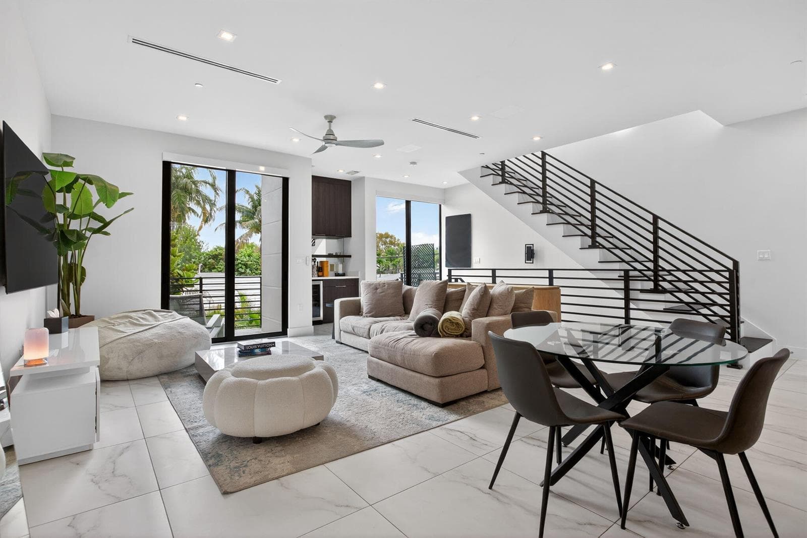 25-web-or-mls-1044-4668