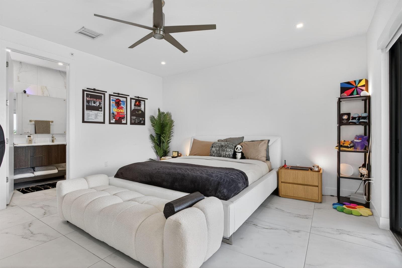 33-web-or-mls-1044-4713