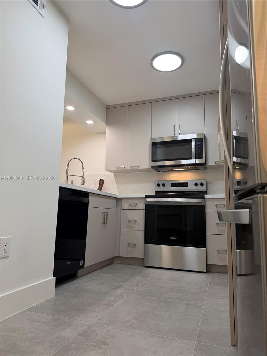 New stainless appliances