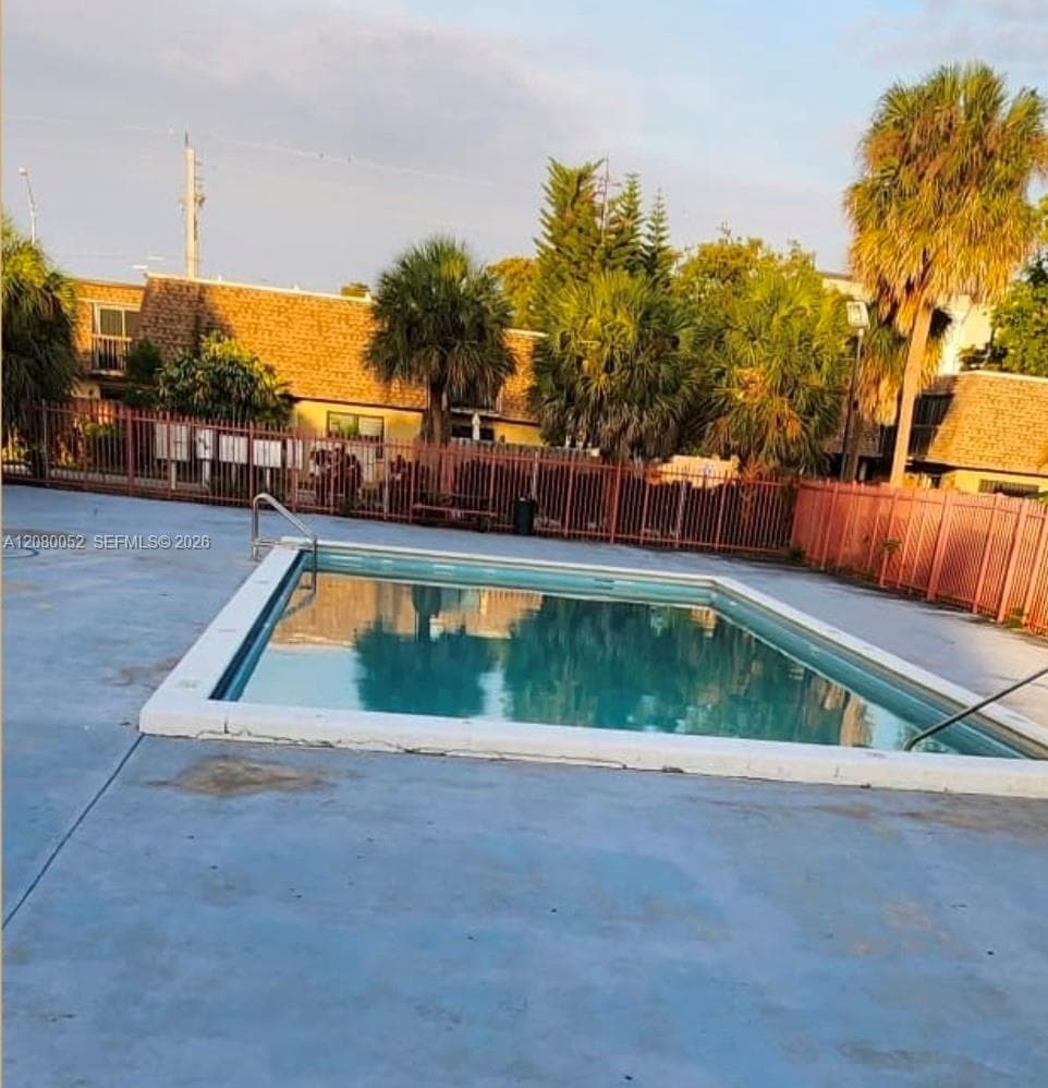 Lago Grande Condo · #54-22 in Hialeah - Photo 14