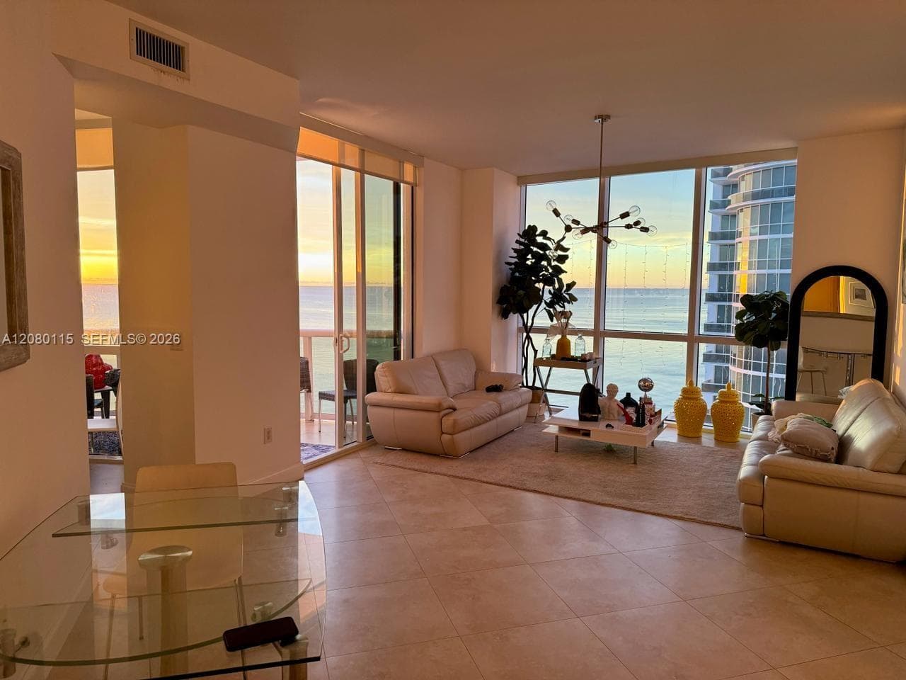 Trump Royale · #3609A in Sunny Isles Beach - Photo 2
