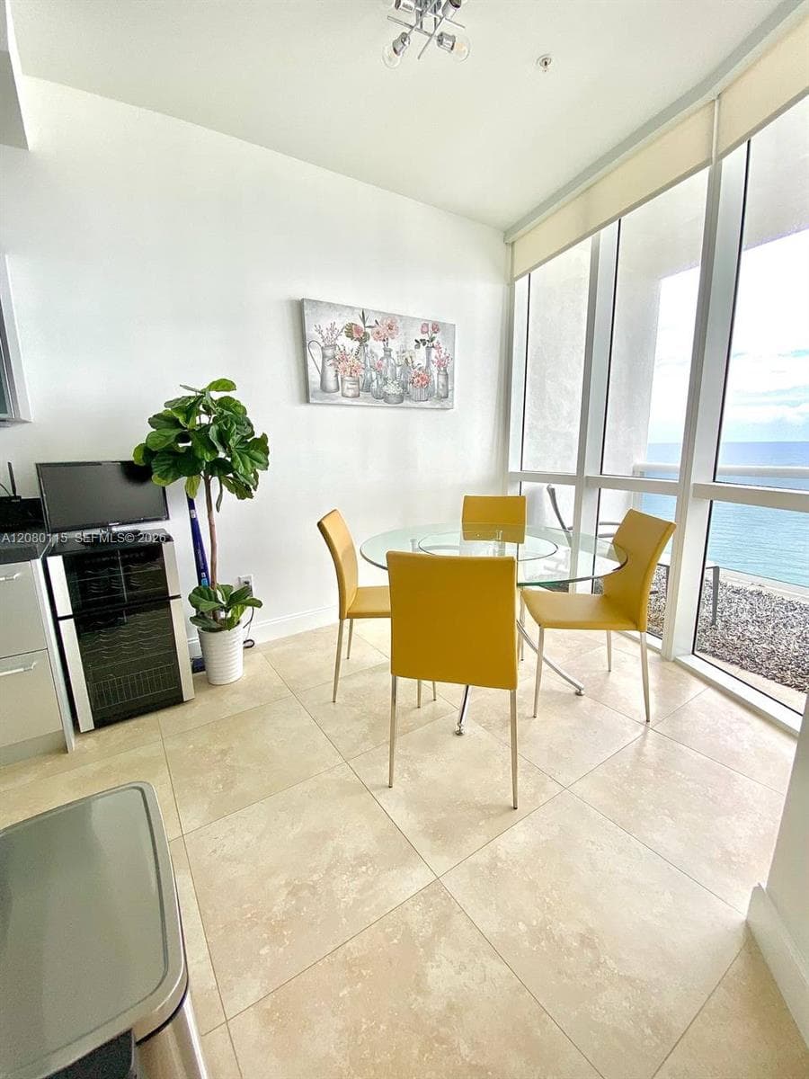 Trump Royale · #3609A in Sunny Isles Beach - Photo 6