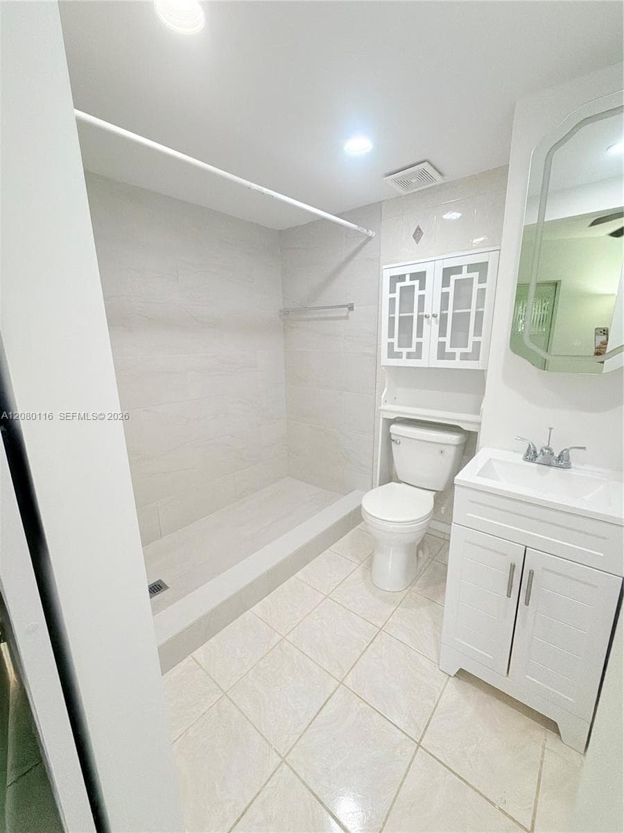 SKY LAKE GARDENS NO 2 CON · #144 in Miami - Photo 18