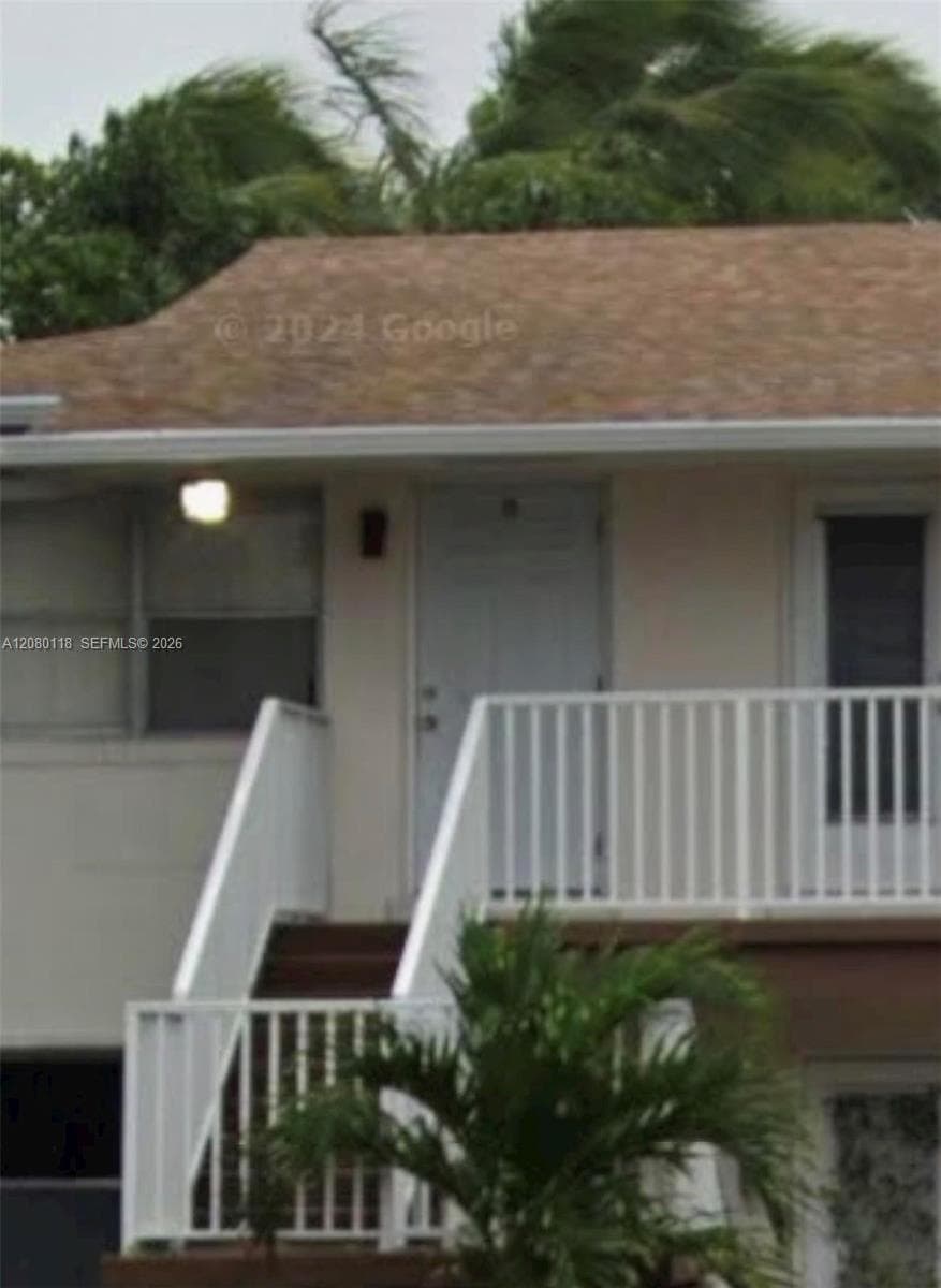 PELL MANOR CONDO · #8 in Hollywood - Photo 2
