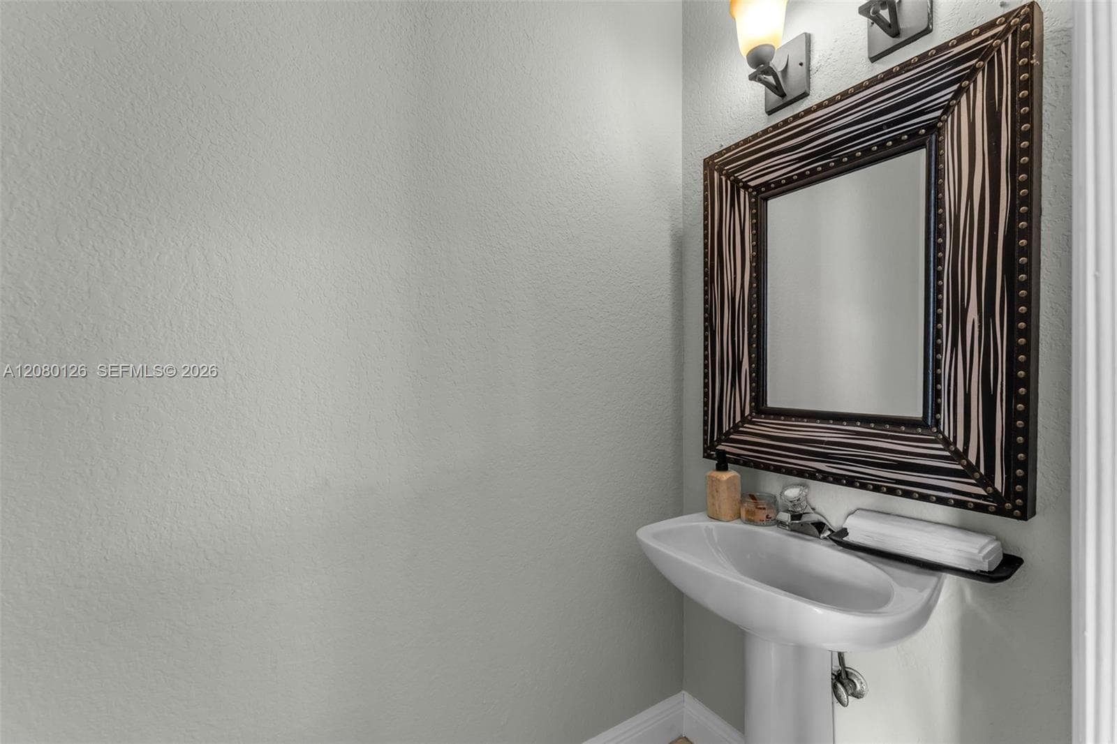 14221 SW 28th St photo 29