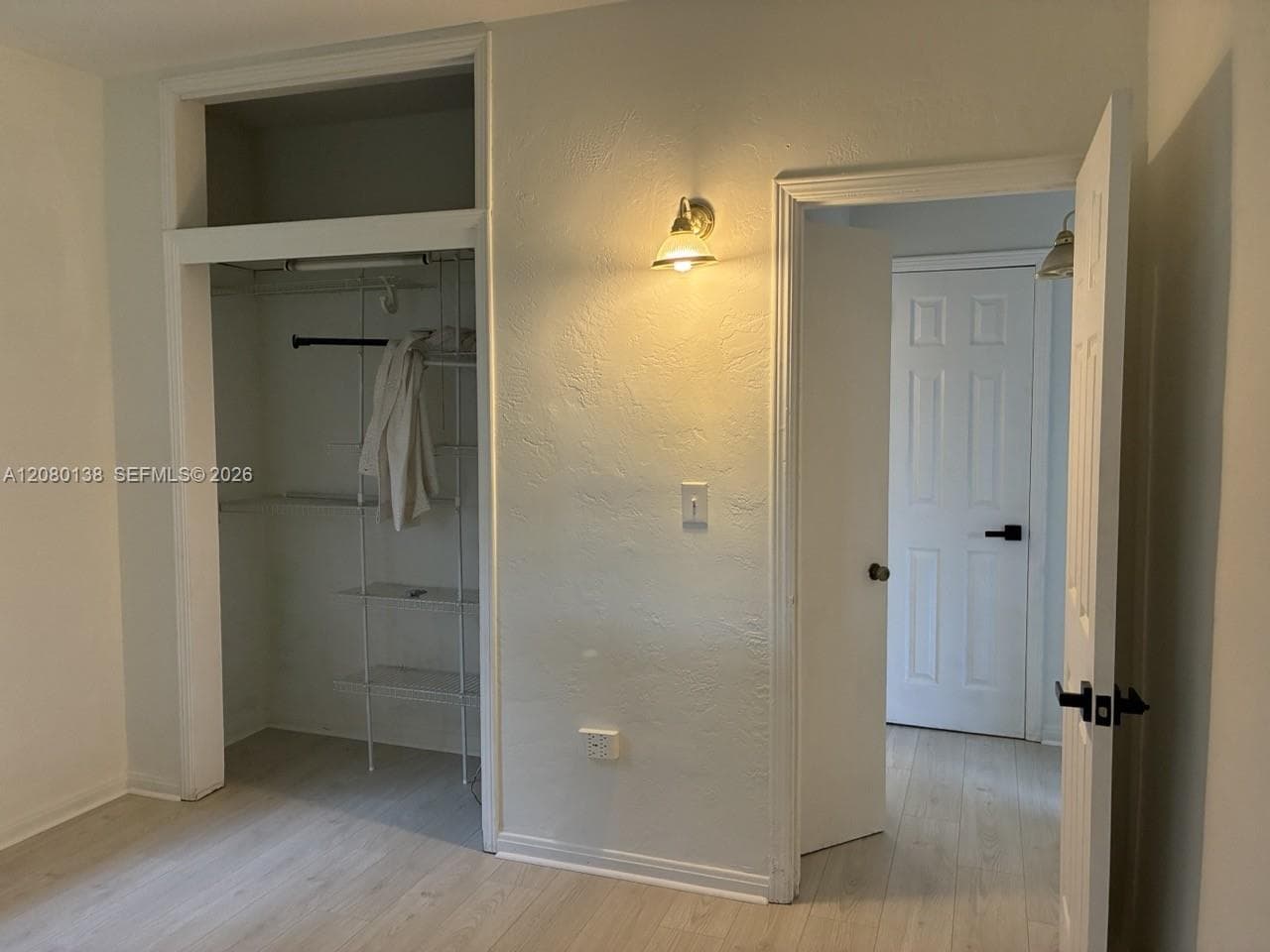 601 Oriole Ave photo 7