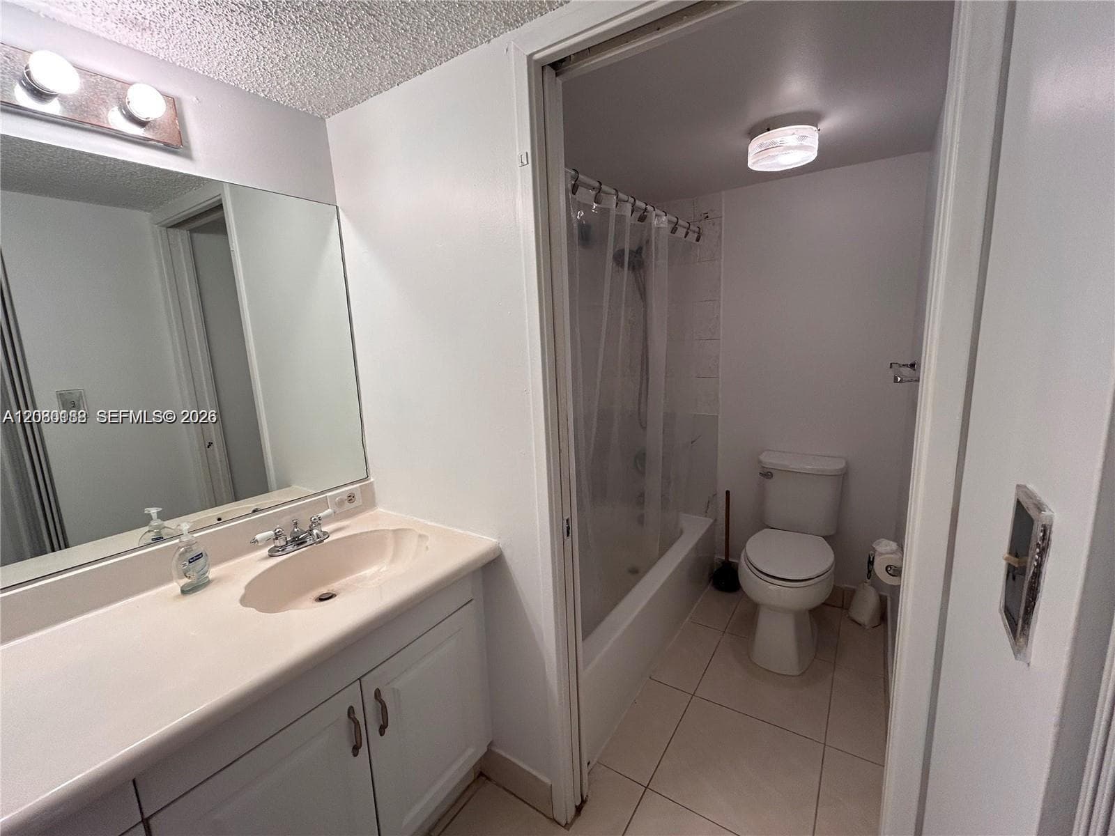 PLAZA OF AMERICAS CONDO P · #112 in Sunny Isles Beach - Photo 16
