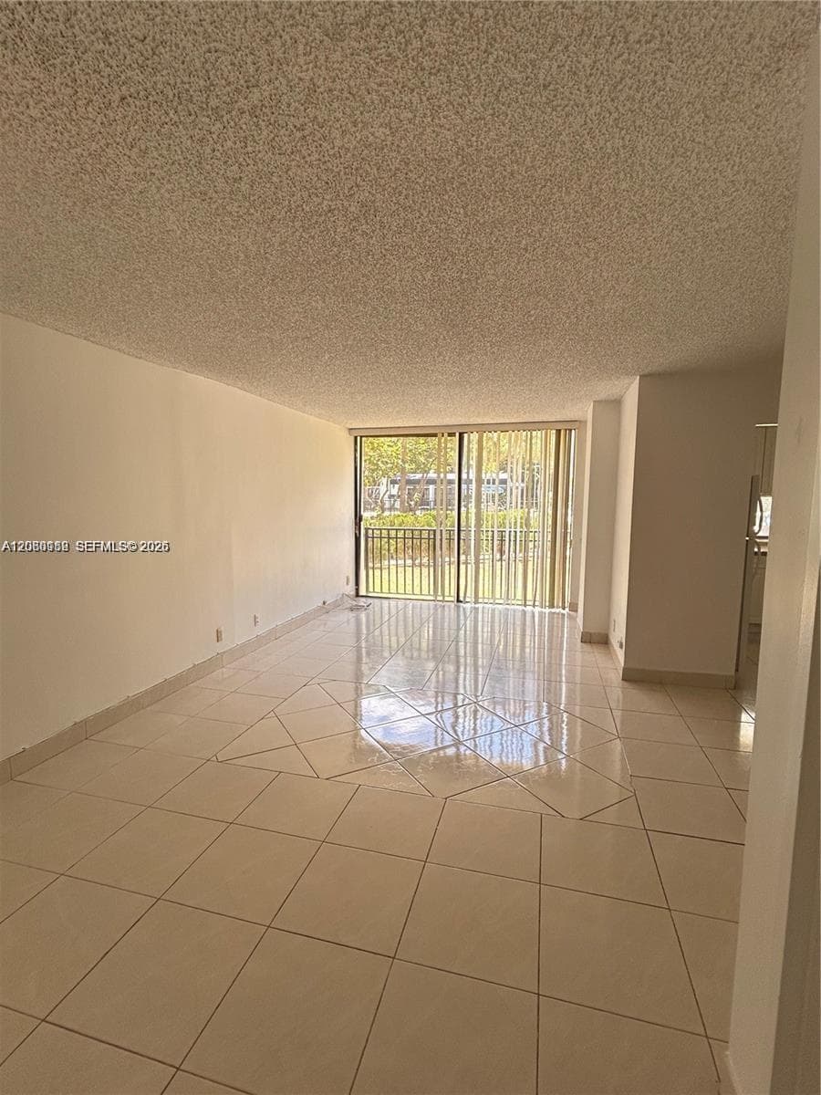 PLAZA OF AMERICAS CONDO P · #112 in Sunny Isles Beach - Photo 11