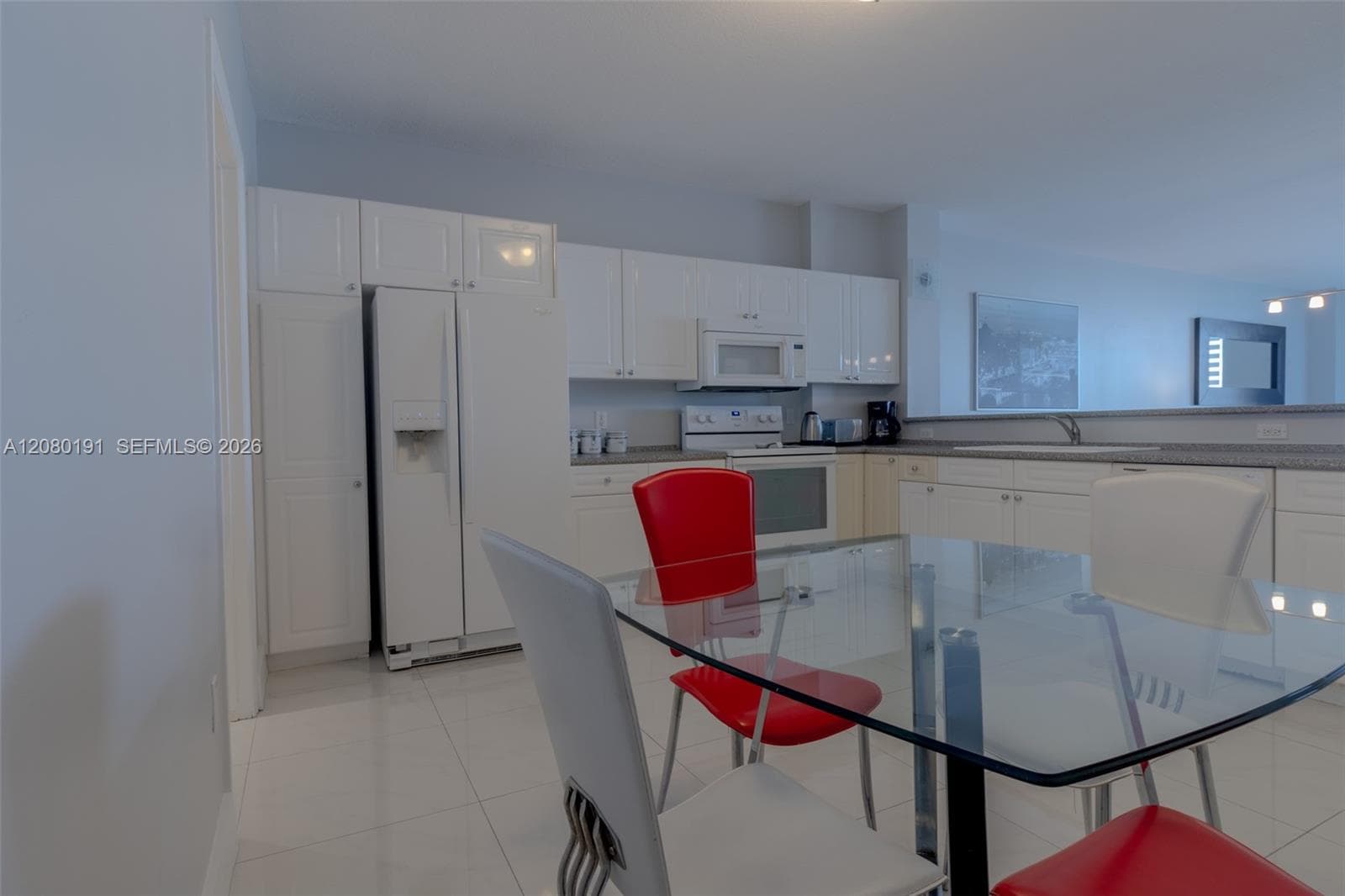 Golden Bay Club · #405 in Sunny Isles Beach - Photo 20
