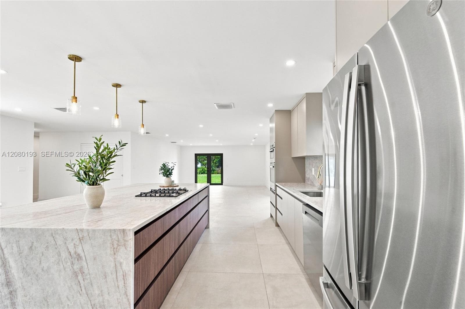 9771 Bel Aire Dr photo 12