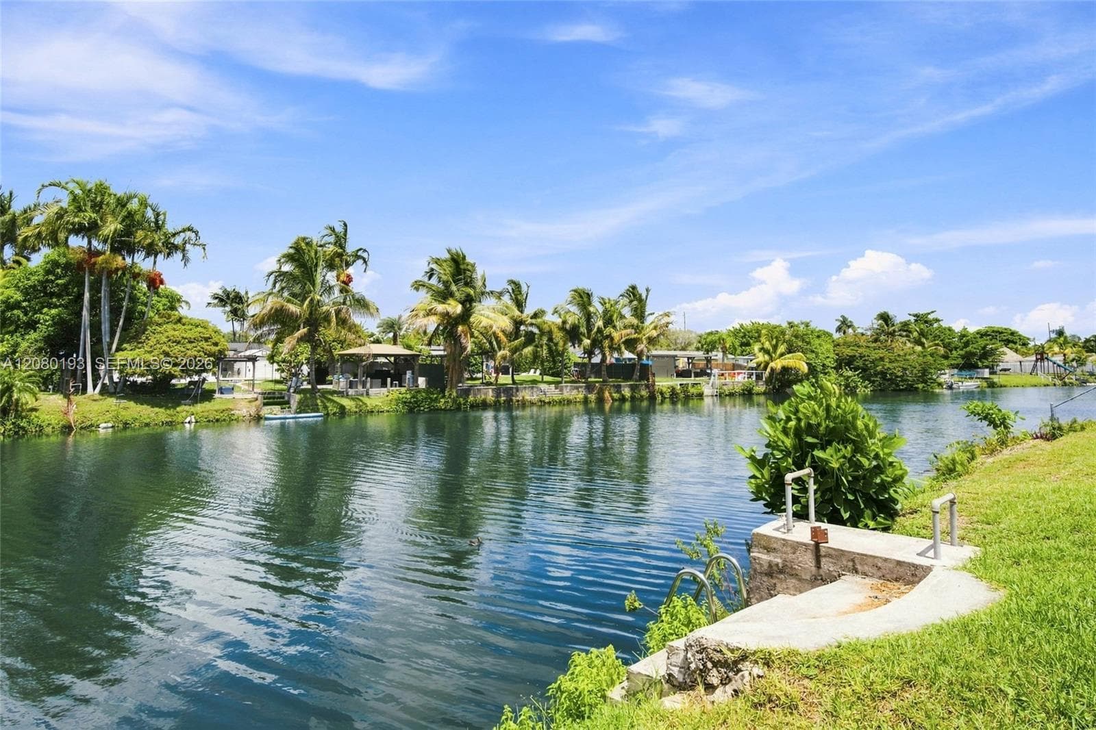 9771 Bel Aire Dr photo 32