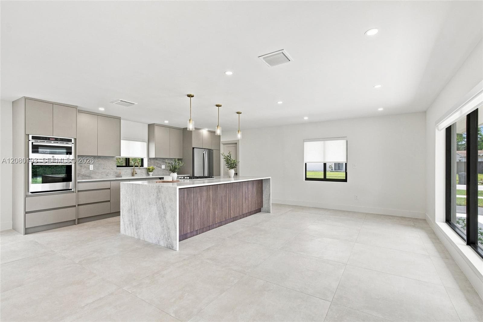 9771 Bel Aire Dr photo 8