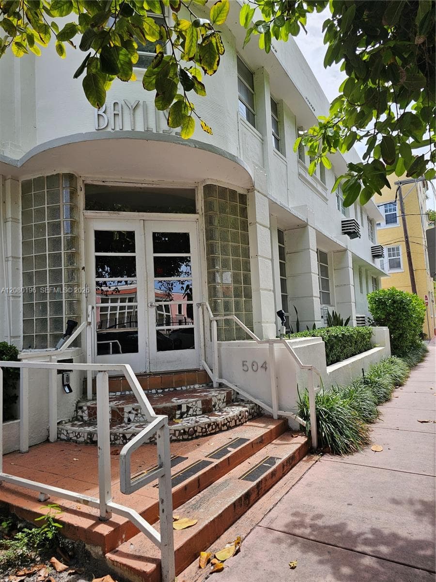 THE BAYLISS CONDO · #203 in Miami Beach - Photo 29